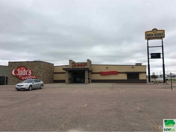 3828 Stadium Drive, Sioux City, IA 51106